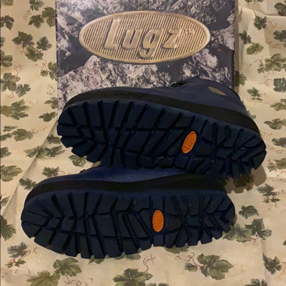 Lugz - Picture 2 of 6